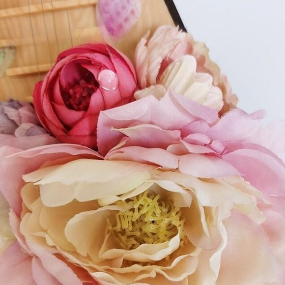 Decorative Pipa Musical Instrument with Silk Flowers Butterflies Pearls - Picture 4 of 5